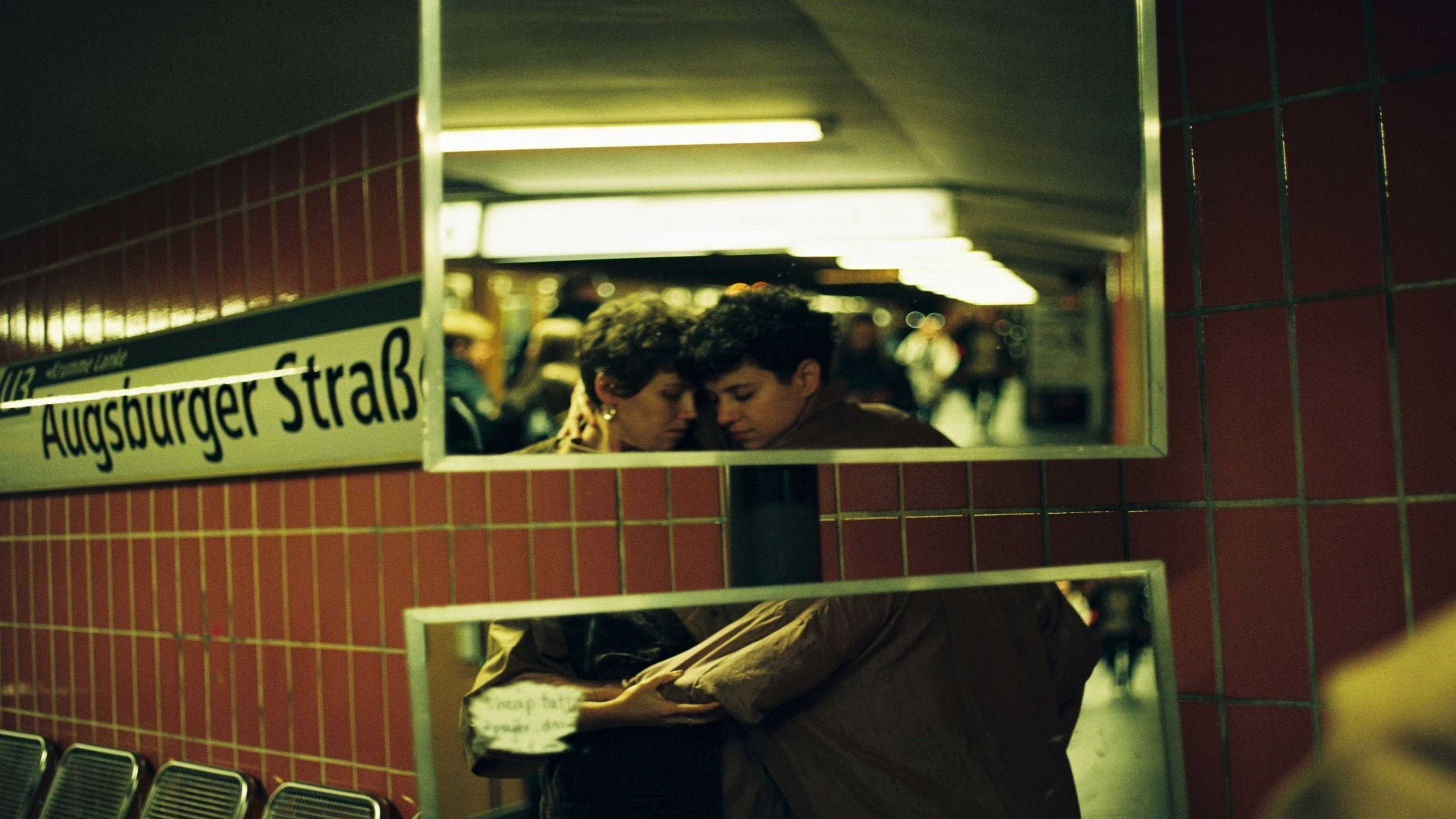 Bordeaux : Les Avant-Postes au théâtre la Lucarne présente le spectacle "Hello Beautiful Stranger"