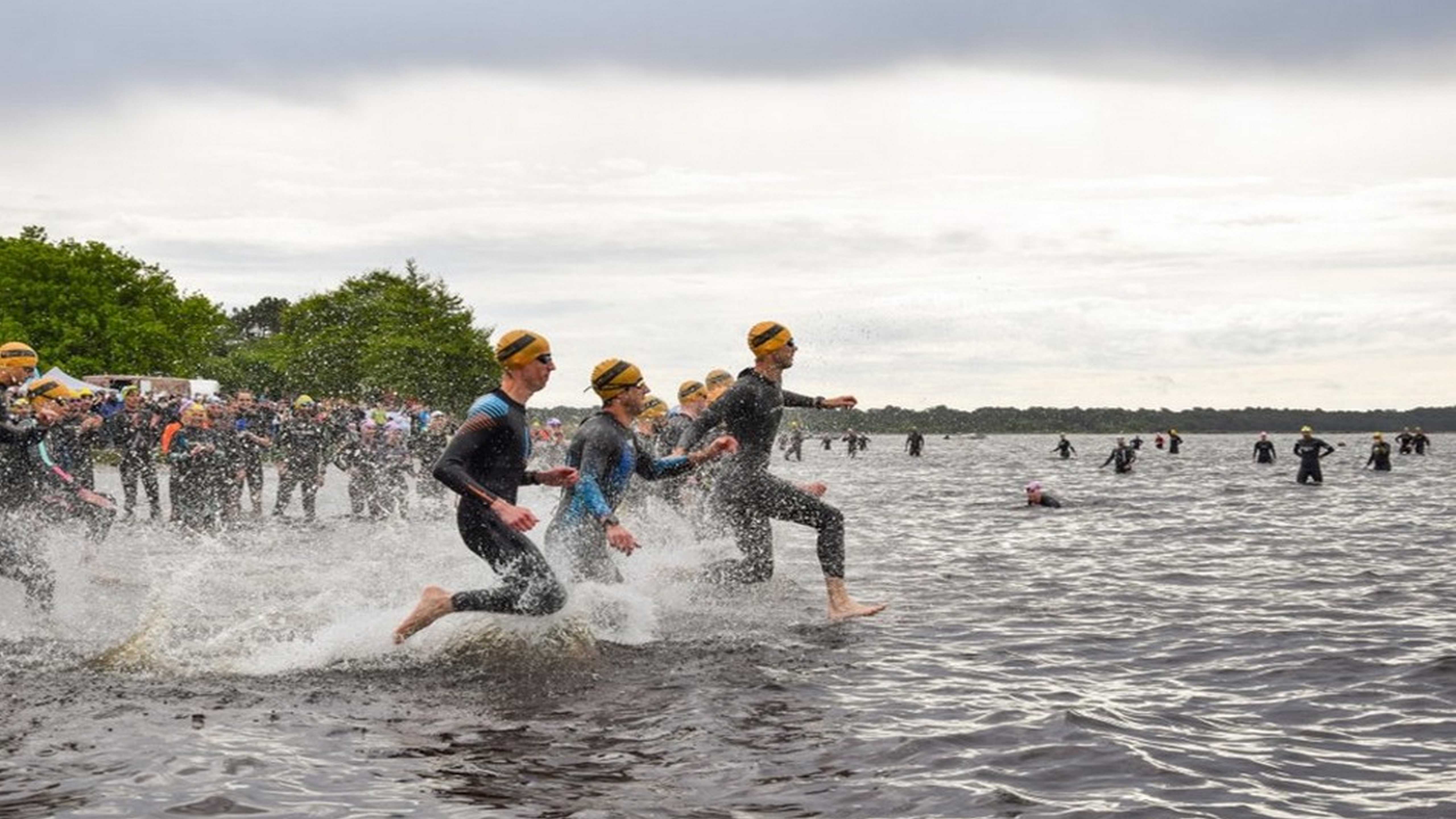 "Triathlon de Lacanau" dans un cadre remarquable : le lac et la plage du Moutchic