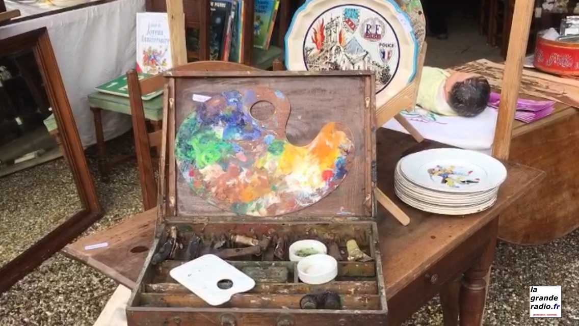 Bordeaux : Brocante du printemps des Quinconces
